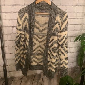 Charlotte Russe Women's L Open Cardigan Aztec Chevron
